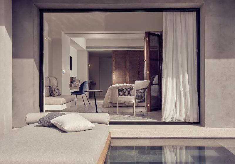 سوئیت جونیور با استخر, Contessina Suites & Spa Adults Only