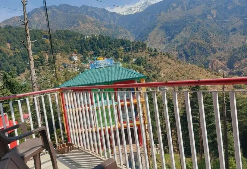 اتاق سوپریور با تخت بزرگ, Auspiscious Him View