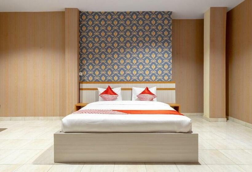 デラックススイート, Oyo 1400 Barat Residence