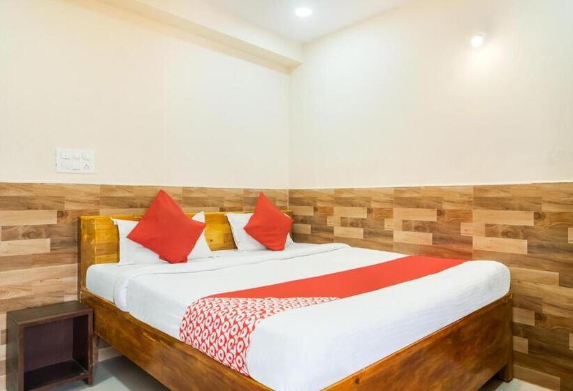 스탠다드 룸, Aahvanam Guest House