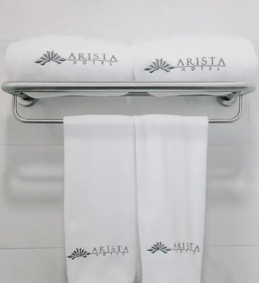 キングサイズベッドのスタンダードルーム, Arista Hotel Ubon