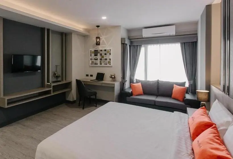 キングサイズベッドのスーペリアルーム, Arista Hotel Ubon