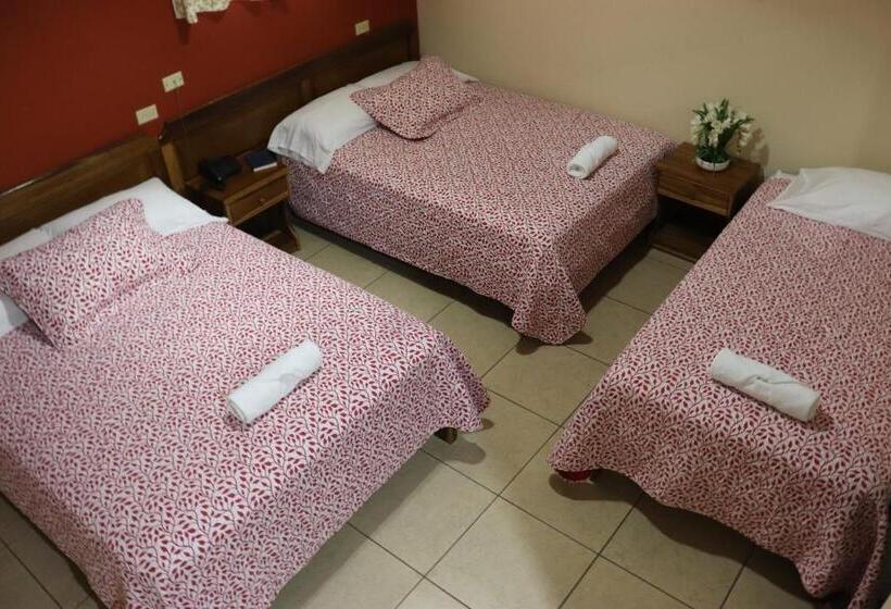 غرفة قياسية ثلاثية, Residencial Panamericano