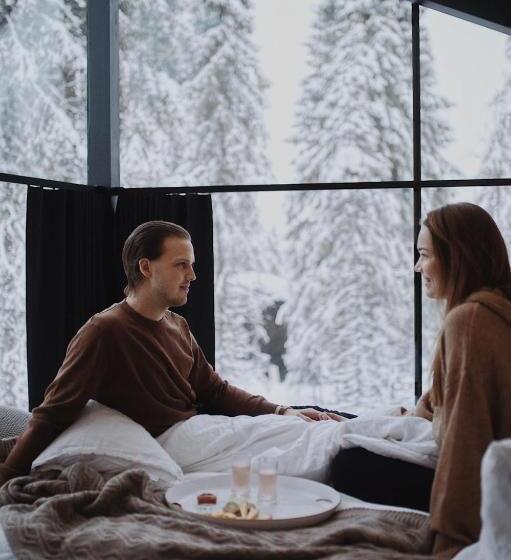 اتاق استاندارد سه تخته با چشم‌انداز, Magical Pond Nature Igloos