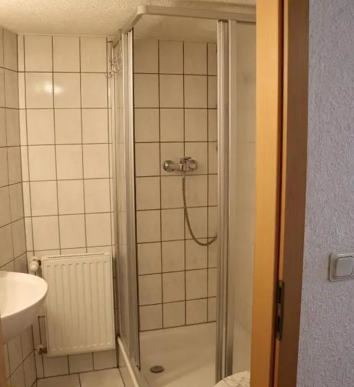 スタンダードルーム, Gasthaus Zur Weintraube