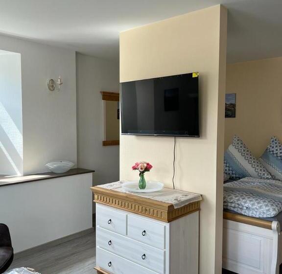 1 Bedroom Apartment, Gasthaus Zur Weintraube