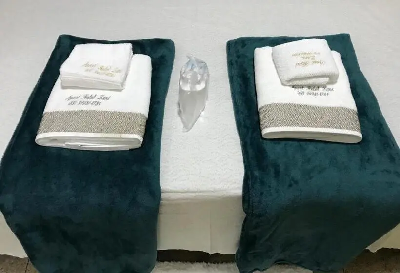 اتاق راحتی سه تخته, Zani Apart Hotel 520i