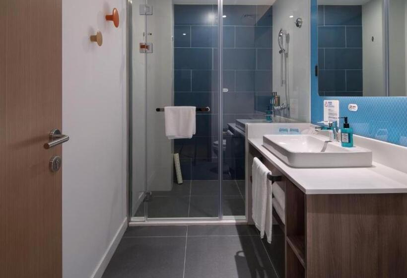 장애인을 위한 스탠다드 룸, Holiday Inn Express Shanghai Hongqiao North, An Ihg