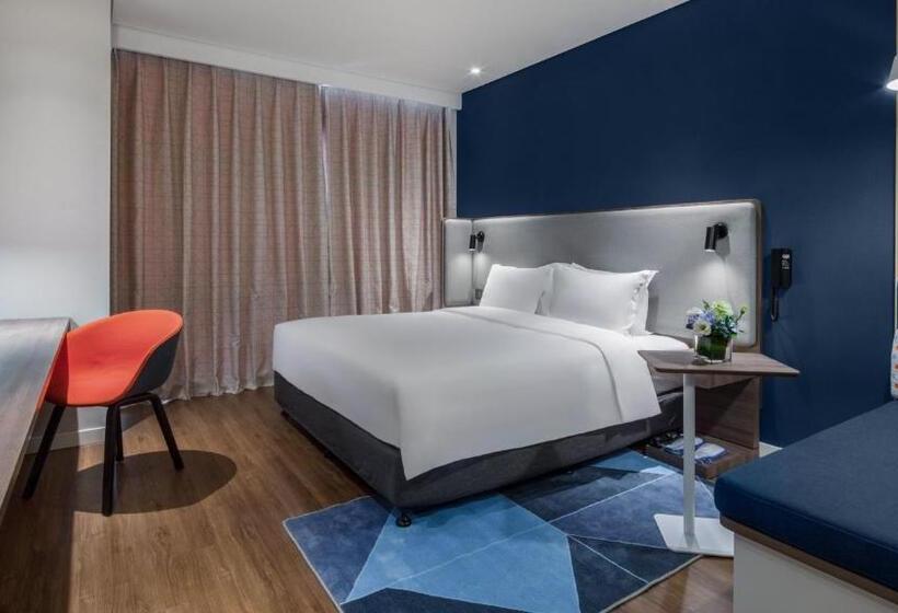 스탠다드 룸 킹사이즈 침대, Holiday Inn Express Shanghai Hongqiao North, An Ihg