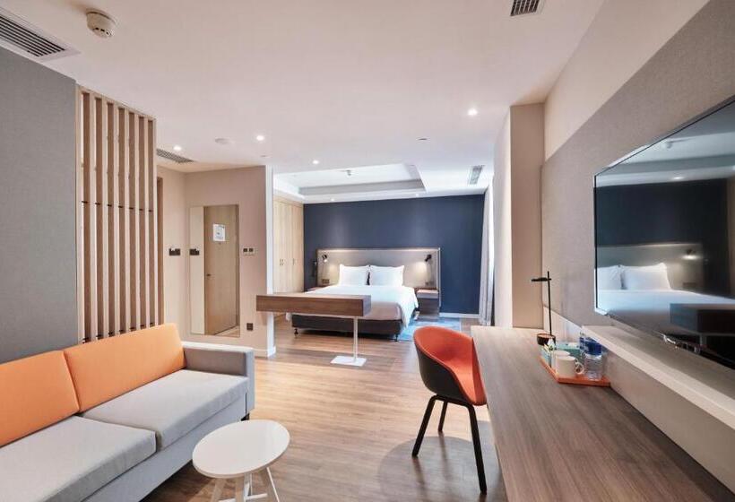 스탠다드 룸 킹사이즈 침대, Holiday Inn Express Shanghai Hongqiao North, An Ihg