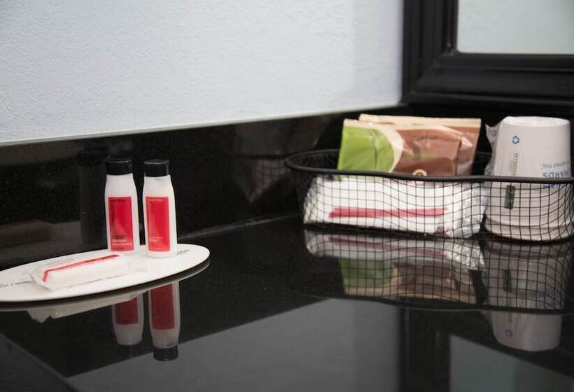 חדר דלוקס מותאם לאנשים עם מוגבלויות, Baymont By Wyndham Fort Walton Beach Mary Esther