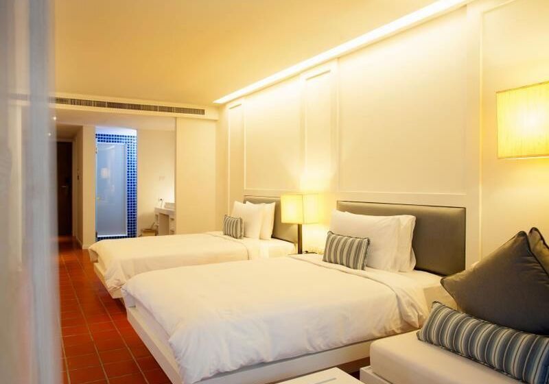 غرفة قياسية مطلّة علي النهر, Hampton Inn Helen