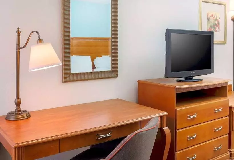 ２ダブルベッドのスタンダードルーム, Hampton Inn Laredo