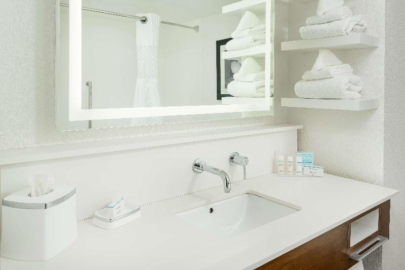 غرفة قياسية سرير كينج, Hampton Inn Oak Ridge Knoxville