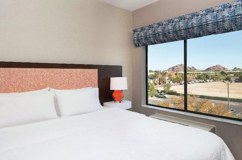 سوییت, Hampton Inn Phoenix Airport North