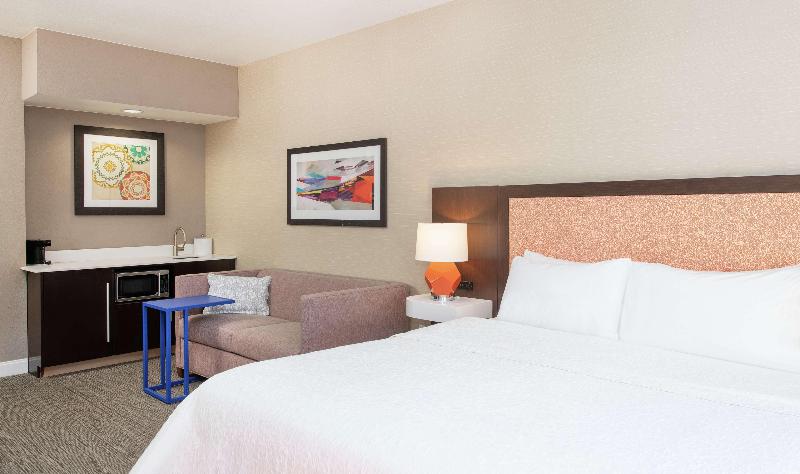 اتاق استاندارد با تخت بزرگ, Hampton Inn Phoenix Airport North