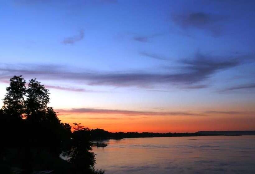 غرفة قياسية مطلّة علي النهر, Hampton Inn Richland/tricities