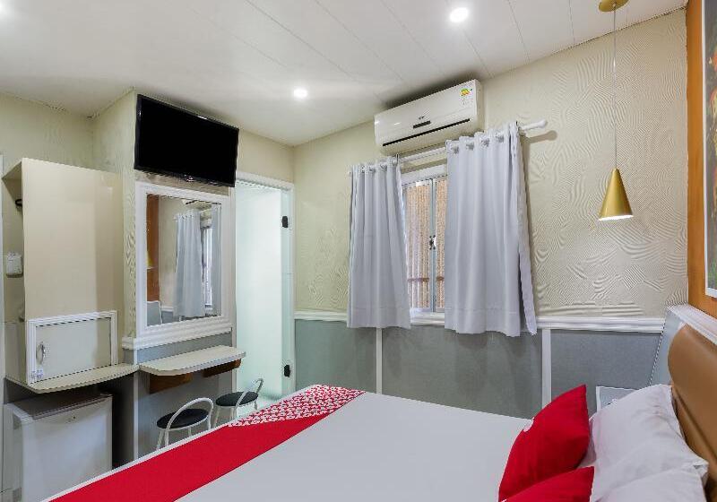 غرفة قياسية سرير كينج, Hampton Inn Russellville