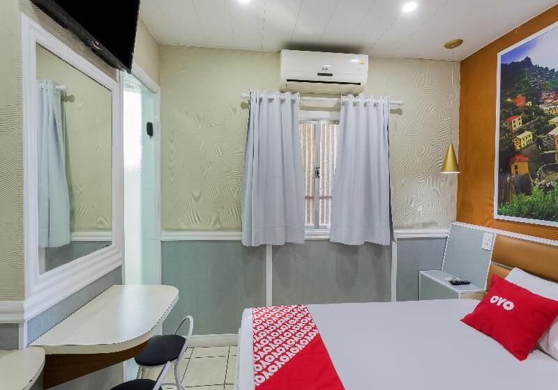 غرفة قياسية سرير كينج, Hampton Inn Russellville