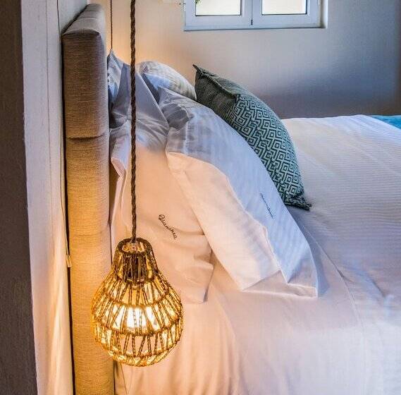 غرفة قياسية ثلاثية مزودة بشرفة, Gianthea Studios And Apt