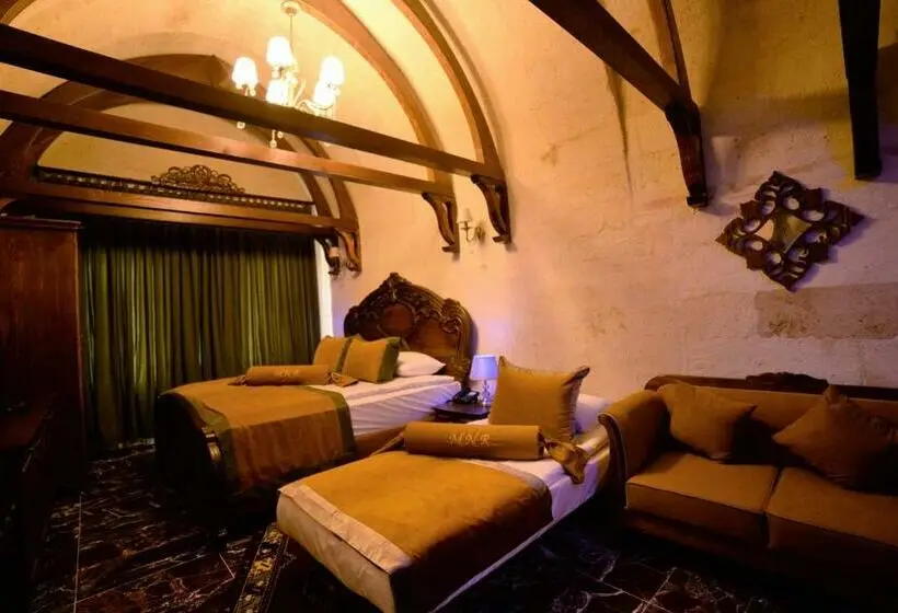 Juniorsviitti, Evanthia Cave Suites