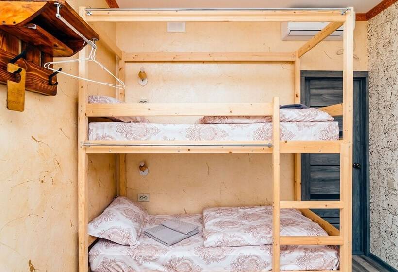 家庭间, Loft Hostel&apartments