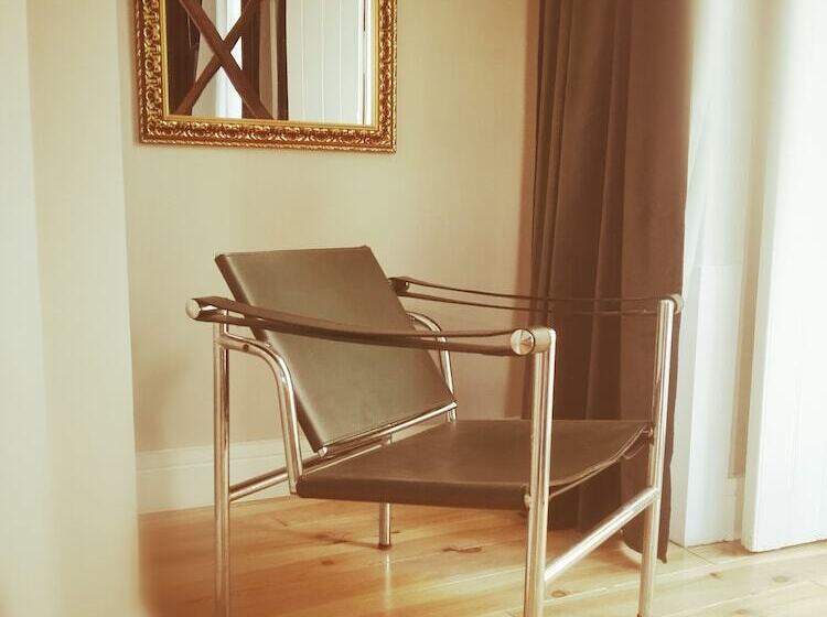 프리미엄 스위트, Temple Suites Guesthouse