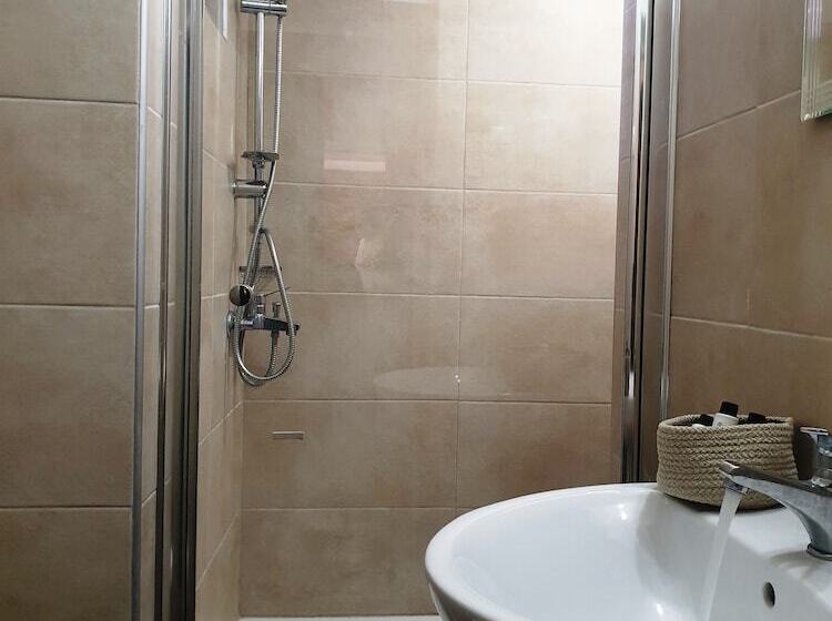 Chambre Standard Vue Jardin, Athina Résidence