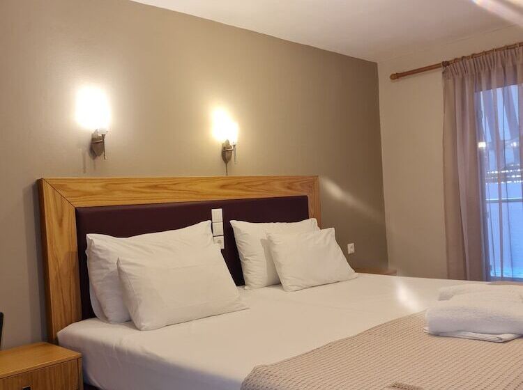 Chambre Standard Vue Jardin, Athina Résidence