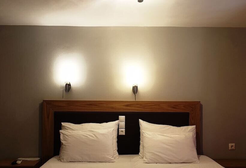 Chambre Standard Vue Jardin, Athina Résidence