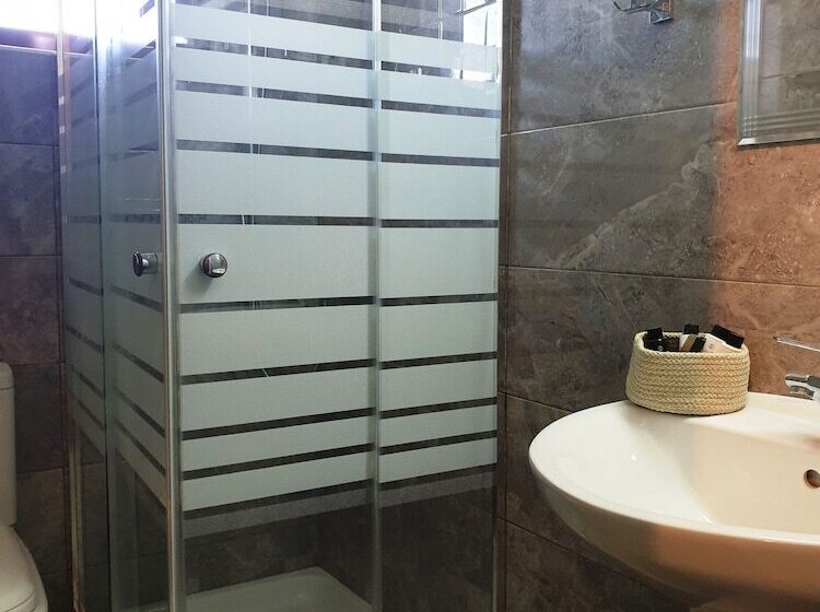 Chambre Supérieure, Athina Résidence