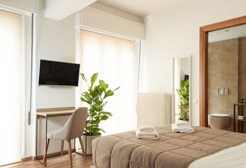 带阳台的高级房间, Voulis Attico Rooms & Apartments