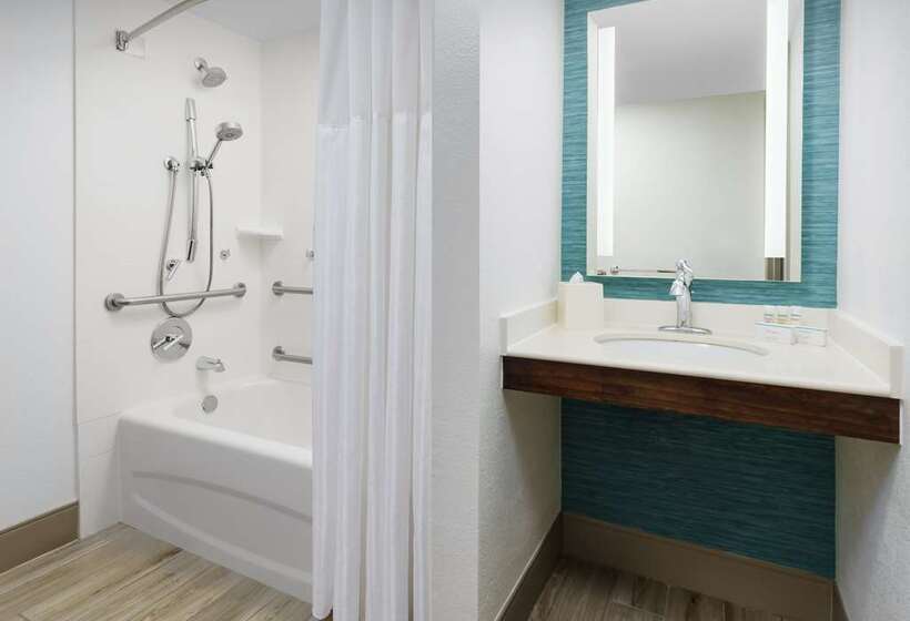 标准间, Hilton New Orleans Airport
