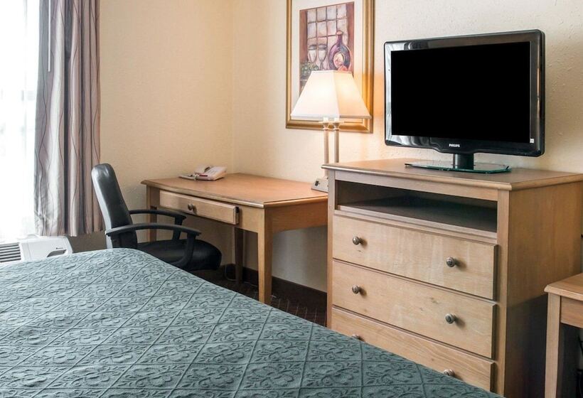 غرفه قياسيه سريرين مزدوجين, Quality Inn & Suites
