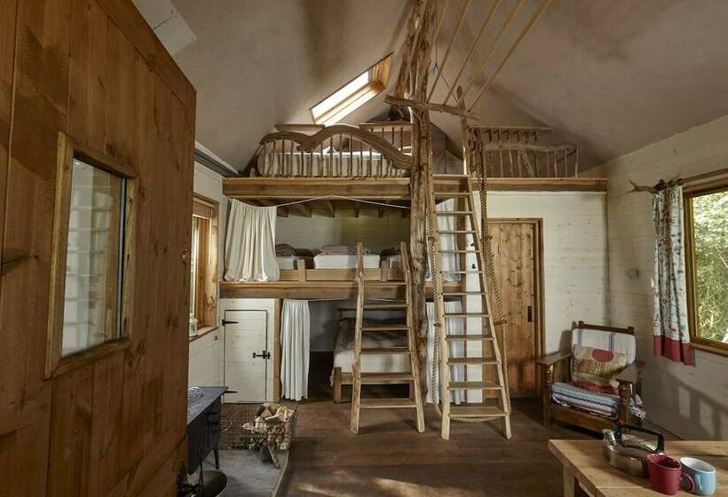 １ベッドルームハウス, Swinton Bivouac