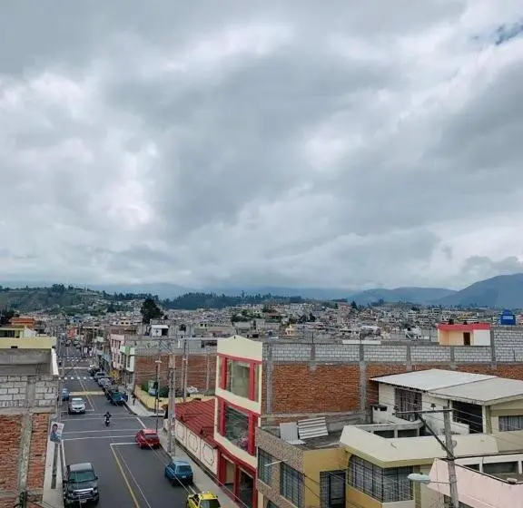 スタンダードルーム, Hostal Rosita Latacunga