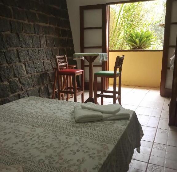 اتاق استاندارد با چشم‌انداز دریا, Suites Brilho Do Sol