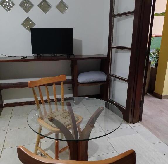 اتاق استاندارد با چشم‌انداز باغ, Suites Brilho Do Sol