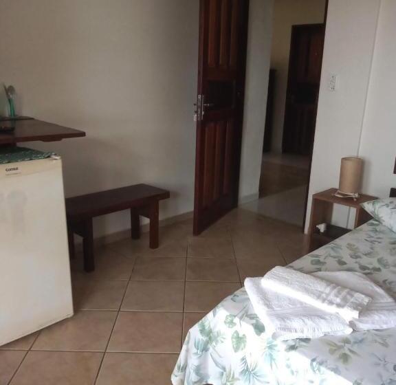 اتاق استاندارد چهار تخته با چشم‌انداز دریا, Suites Brilho Do Sol