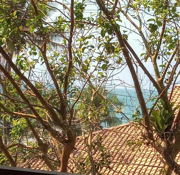 اتاق استاندارد چهار تخته با چشم‌انداز دریا, Suites Brilho Do Sol