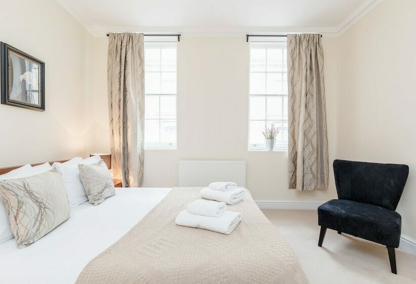 דירת נוחות 2 חדרים, Spectacular Strand Two Bed Apartment