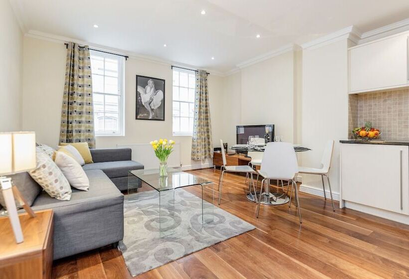 דירת נוחות 2 חדרים, Spectacular Strand Two Bed Apartment