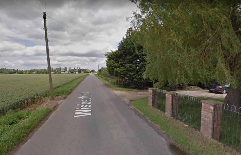 Standard Tent, Glamping With Llamas