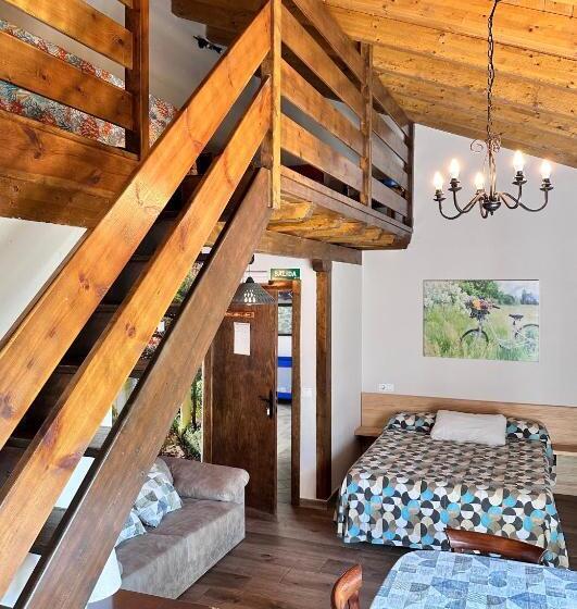 إستوديو قياسى, Apartamentos Rurales Sobremazas