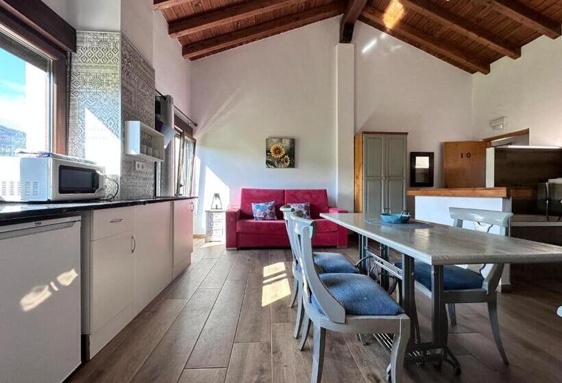 إستوديو سوبيريور, Apartamentos Rurales Sobremazas