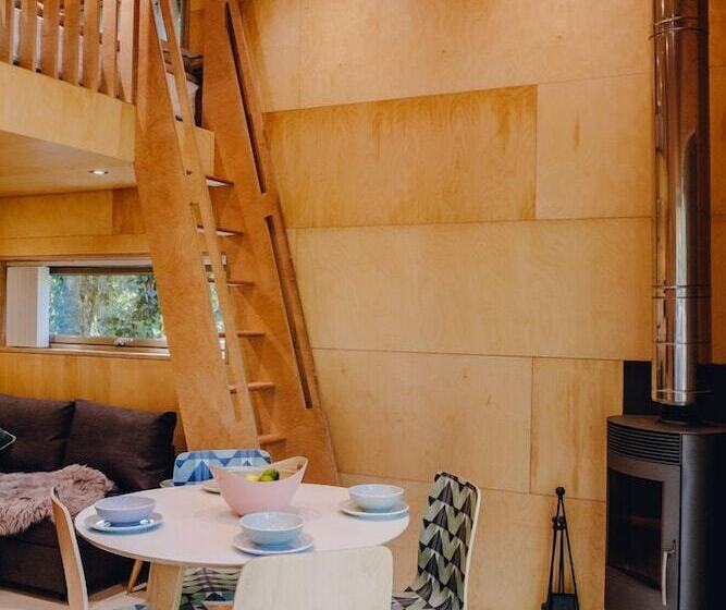 오두막, Trecombe Lakes