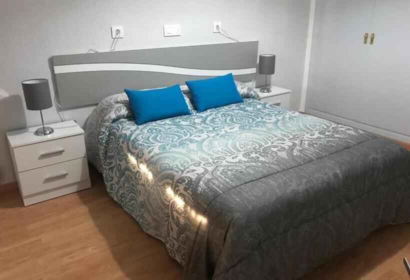 Quarto Deluxe, Hostal Restaurante Milenium