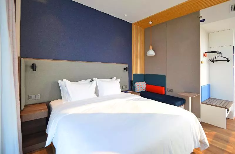 キングサイズベッドのスタンダードルーム, Comfort Inn & Suites  Hannibal