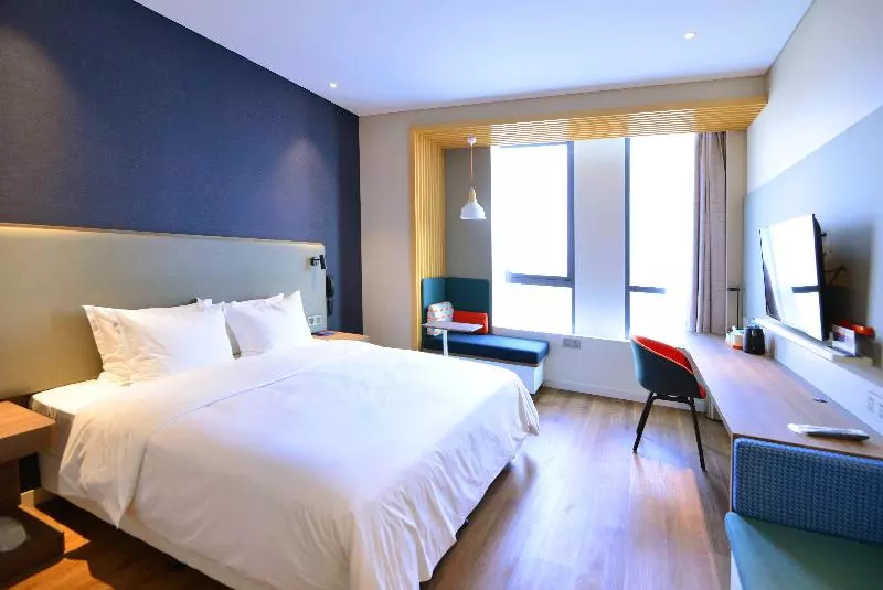 キングサイズベッドのスタンダードルーム, Comfort Inn & Suites  Hannibal