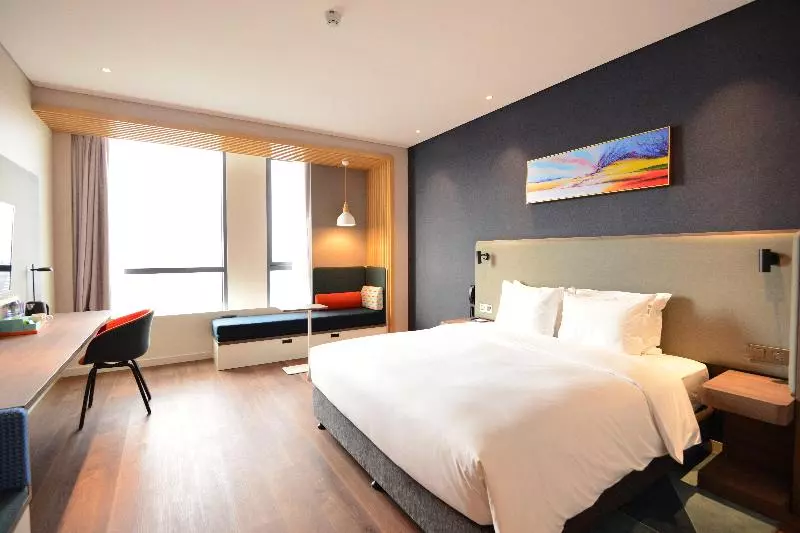 キングサイズベッドのスタンダードルーム, Comfort Inn & Suites  Hannibal